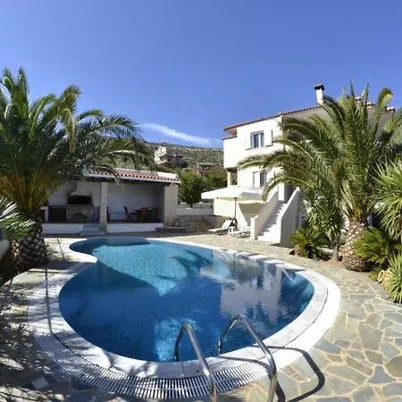 Luxury With Swimming Pool Villa