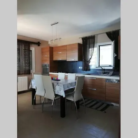 Villa Luxury With Swimming Pool Aliveri