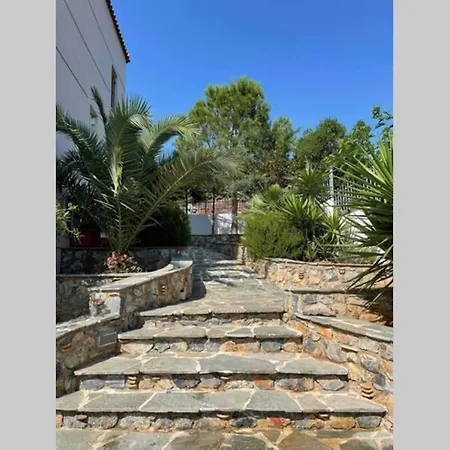 Villa Luxury With Swimming Pool Aliveri