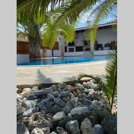 Luxury With Swimming Pool Villa Aliveri